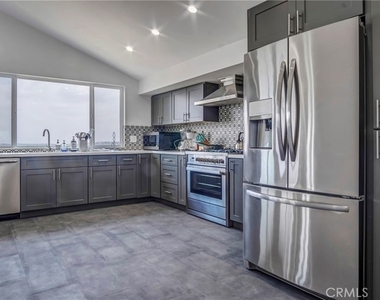 4124 Barrett - Photo Thumbnail 17