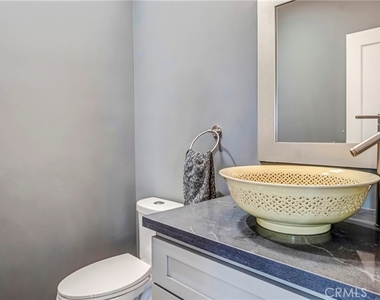 4124 Barrett - Photo Thumbnail 15