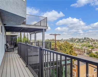 4124 Barrett - Photo Thumbnail 37