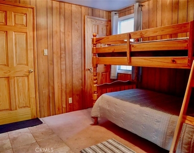 336 W Sherwood - Photo Thumbnail 2