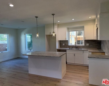 1546 S Ogden Drive - Photo Thumbnail 2
