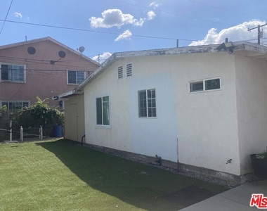 15134 Poplar Avenue - Photo Thumbnail 12