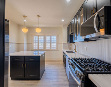 216 N Catalina - Photo Thumbnail 3