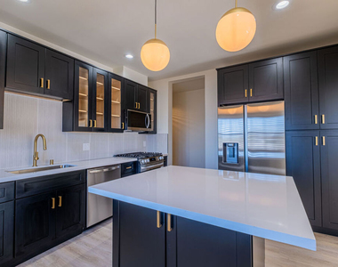 216 N Catalina - Photo Thumbnail 7