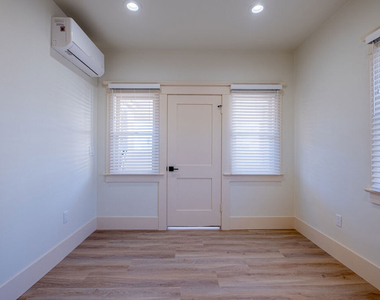 216 N Catalina - Photo Thumbnail 24
