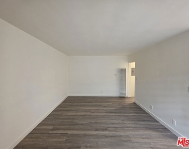 1433 Brockton Avenue - Photo Thumbnail 22