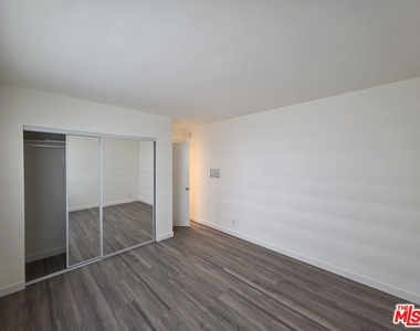 1433 Brockton Avenue - Photo Thumbnail 30