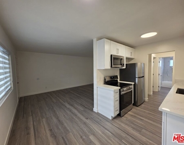 1433 Brockton Avenue - Photo Thumbnail 2