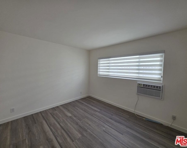 1433 Brockton Avenue - Photo Thumbnail 26