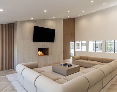 624 N Beverly Drive - Photo Thumbnail 13
