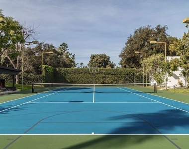 624 N Beverly Drive - Photo Thumbnail 38