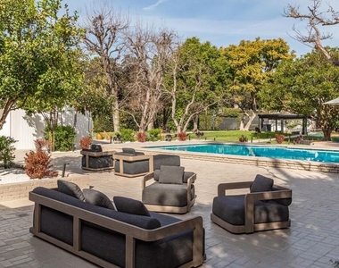 624 N Beverly Drive - Photo Thumbnail 36