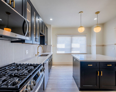216 N Catalina - Photo Thumbnail 2