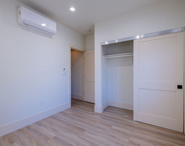 216 N Catalina - Photo Thumbnail 21