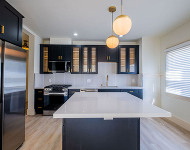 216 N Catalina - Photo Thumbnail 4