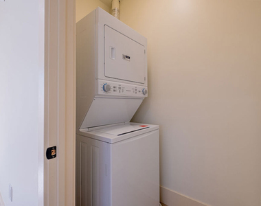 216 N Catalina - Photo Thumbnail 14