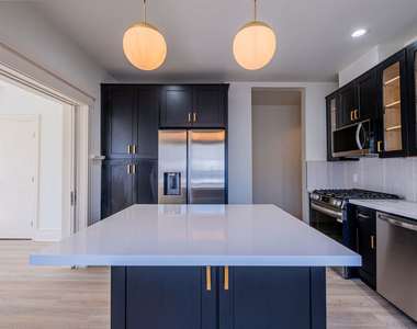 216 N Catalina - Photo Thumbnail 7