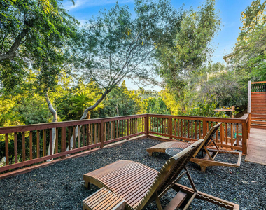 3323 N Knoll Drive - Photo Thumbnail 42