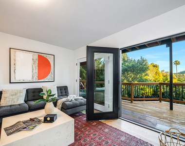 3323 N Knoll Drive - Photo Thumbnail 33