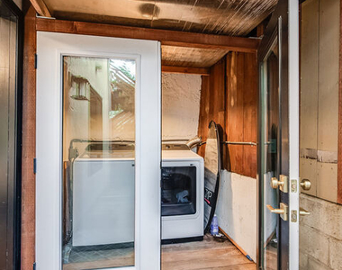 3323 N Knoll Drive - Photo Thumbnail 31