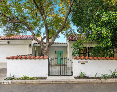 3323 N Knoll Drive - Photo Thumbnail 59
