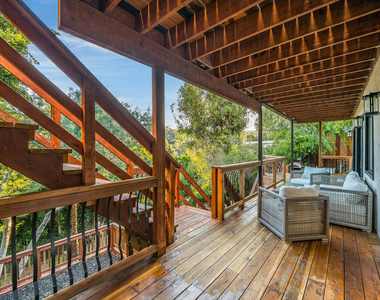 3323 N Knoll Drive - Photo Thumbnail 36