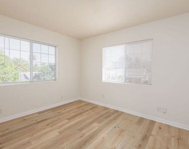 2134 S Cloverdale Avenue - Photo Thumbnail 25