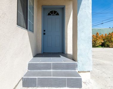 2134 S Cloverdale Avenue - Photo Thumbnail 1