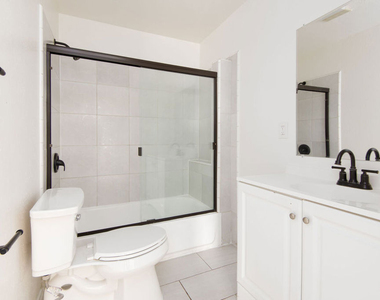 2134 S Cloverdale Avenue - Photo Thumbnail 4