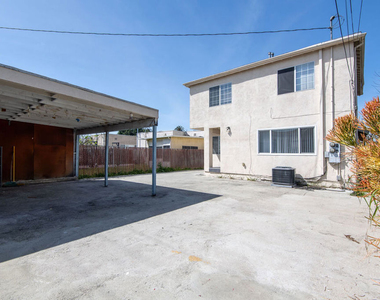 2134 S Cloverdale Avenue - Photo Thumbnail 32