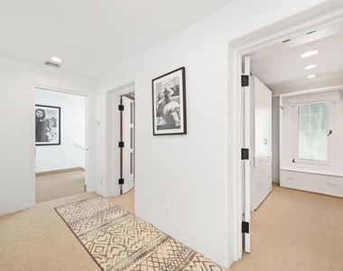 25302 Malibu Road - Photo Thumbnail 13