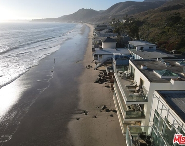 25302 Malibu Road - Photo Thumbnail 33