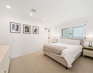 25302 Malibu Road - Photo Thumbnail 28
