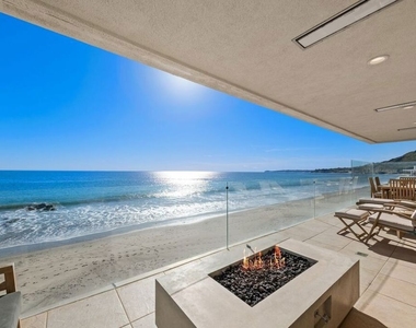 25302 Malibu Road - Photo Thumbnail 1