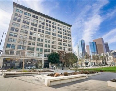 108 W 2nd Street - Photo Thumbnail 25