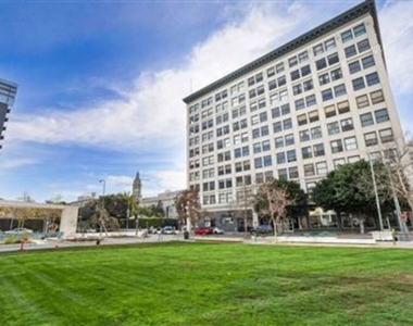 108 W 2nd Street - Photo Thumbnail 27