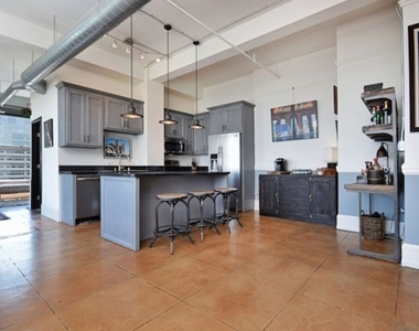 108 W 2nd Street - Photo Thumbnail 6