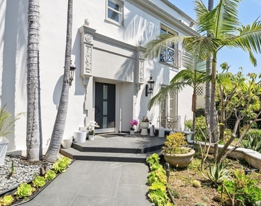 910 N Crescent Drive - Photo Thumbnail 3