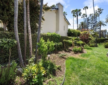910 N Crescent Drive - Photo Thumbnail 36