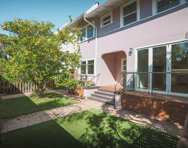 31 Breeze Avenue - Photo Thumbnail 10