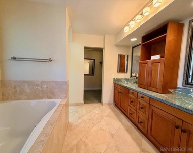 12973 Caminito Pointe Del Mar - Photo Thumbnail 35