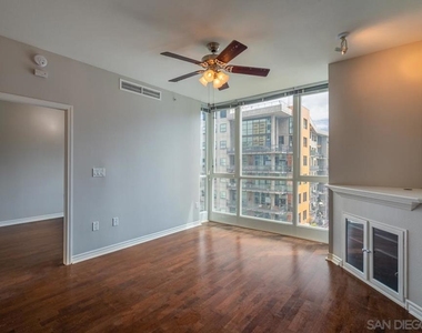 300 W Beech St - Photo Thumbnail 12
