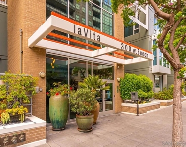 300 W Beech St - Photo Thumbnail 1