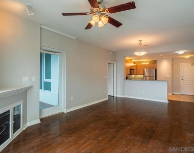 300 W Beech St - Photo Thumbnail 11