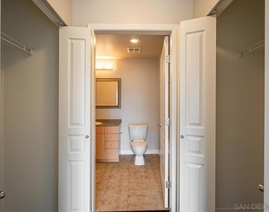300 W Beech St - Photo Thumbnail 4