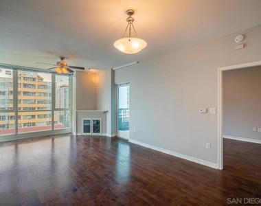300 W Beech St - Photo Thumbnail 18