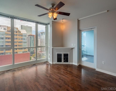 300 W Beech St - Photo Thumbnail 15
