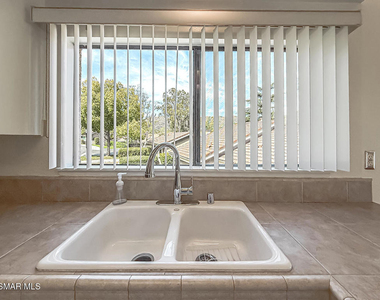 576 Calle De Las Ovejas - Photo Thumbnail 26