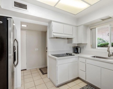 38941 Kilimanjaro Drive - Photo Thumbnail 16