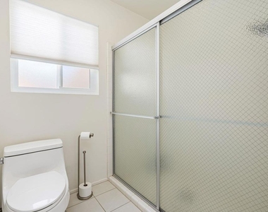 38941 Kilimanjaro Drive - Photo Thumbnail 23